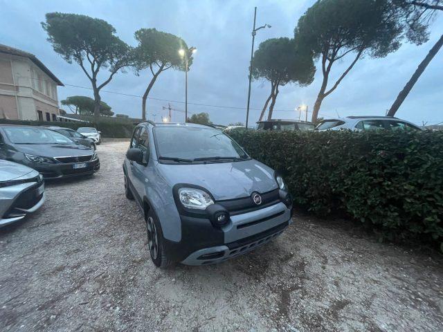 FIAT Panda Cross 1.0 S&S Hybrid CLIMA apple car play