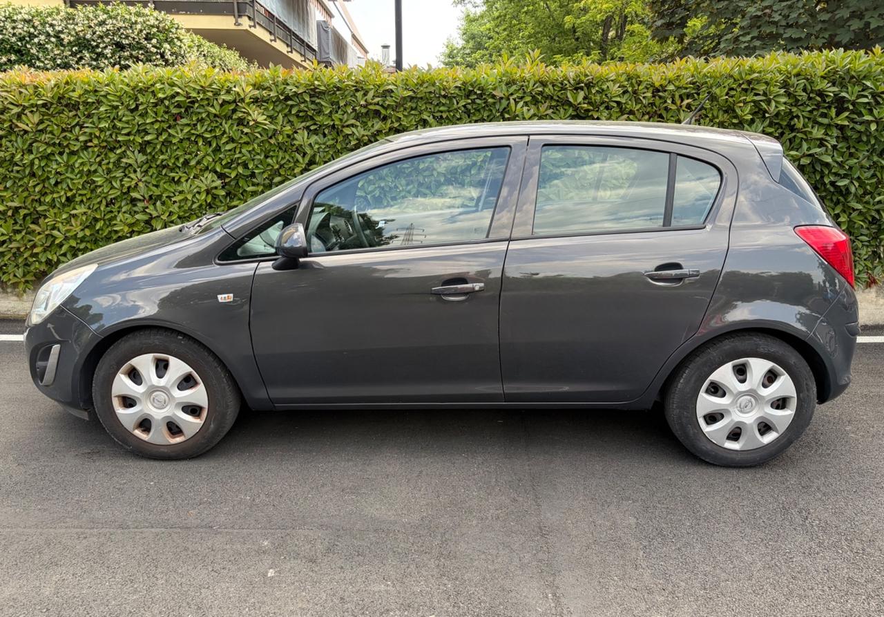 Opel Corsa 1.2 85CV 5 porte GPL-TECH Edition