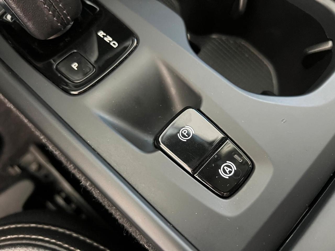 Volvo XC40 D4 AWD Geartronic R-design