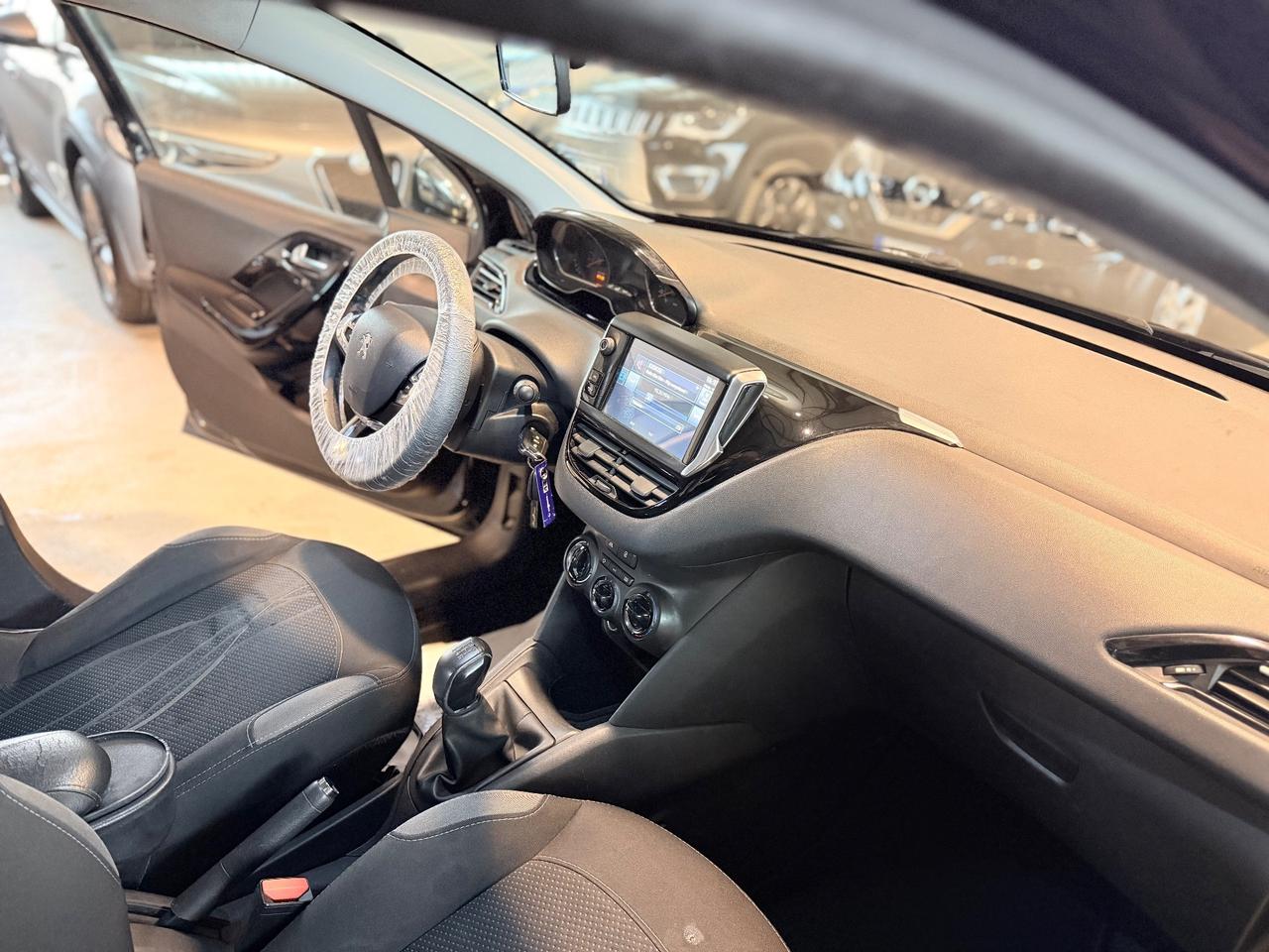 Peugeot 208 PureTech 82 5 porte Allure euro6