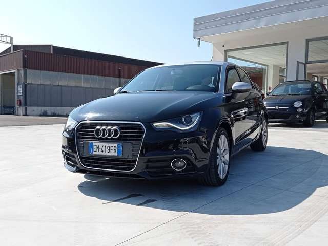 Audi A1 A1 Sportback 1.6 tdi Attraction s-tronic