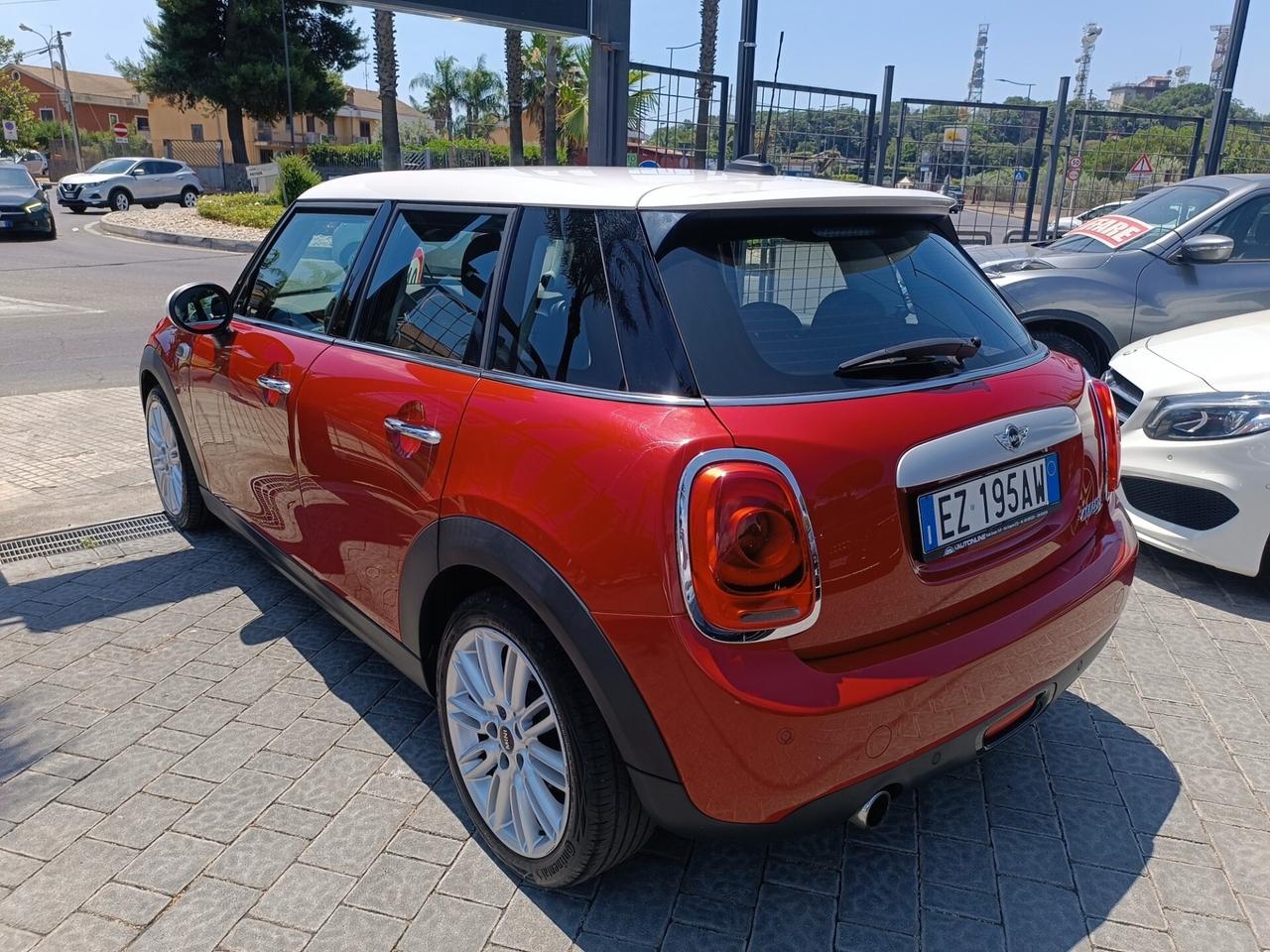 Mini cooper D 5 porte