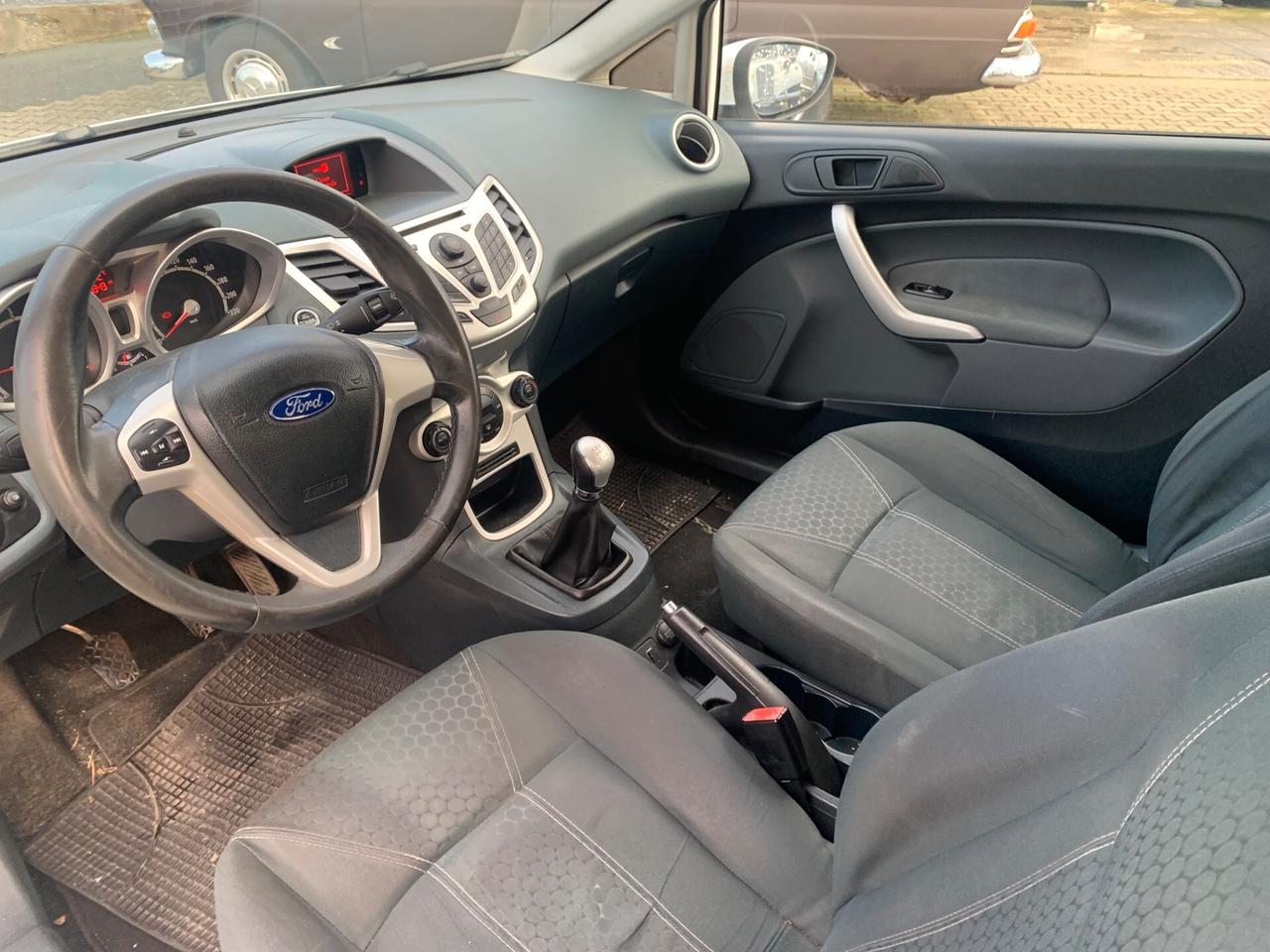 Ford Fiesta 1.6 TDCi 95CV 3 porte Tit.