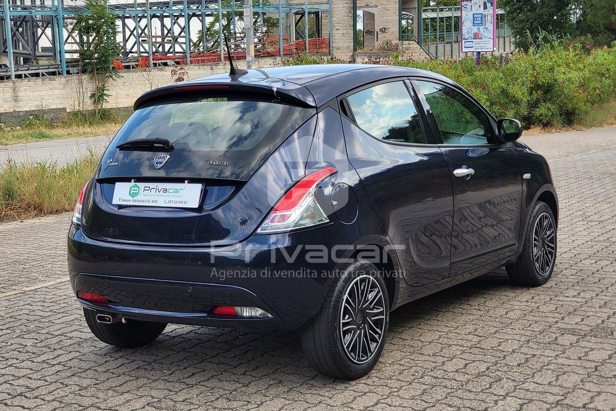 LANCIA Ypsilon 1.0 FireFly 5 porte S&S Hybrid Ecochic Gold