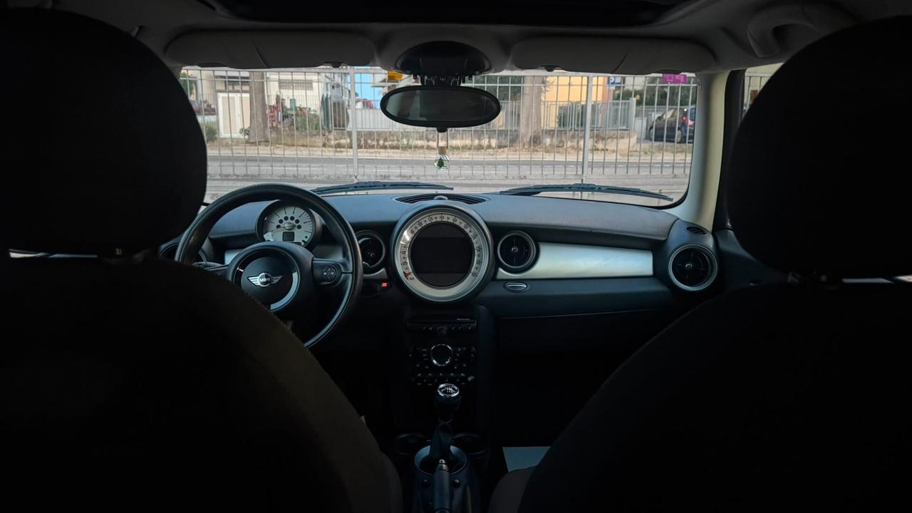 Mini 1.6 16V Cooper D