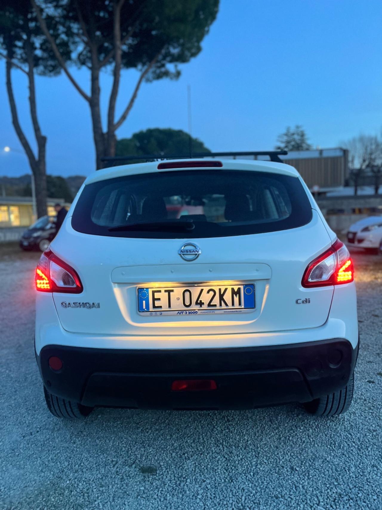 Nissan Qashqai 1.5 dCi PERFETTA SI NEOPATENTATI