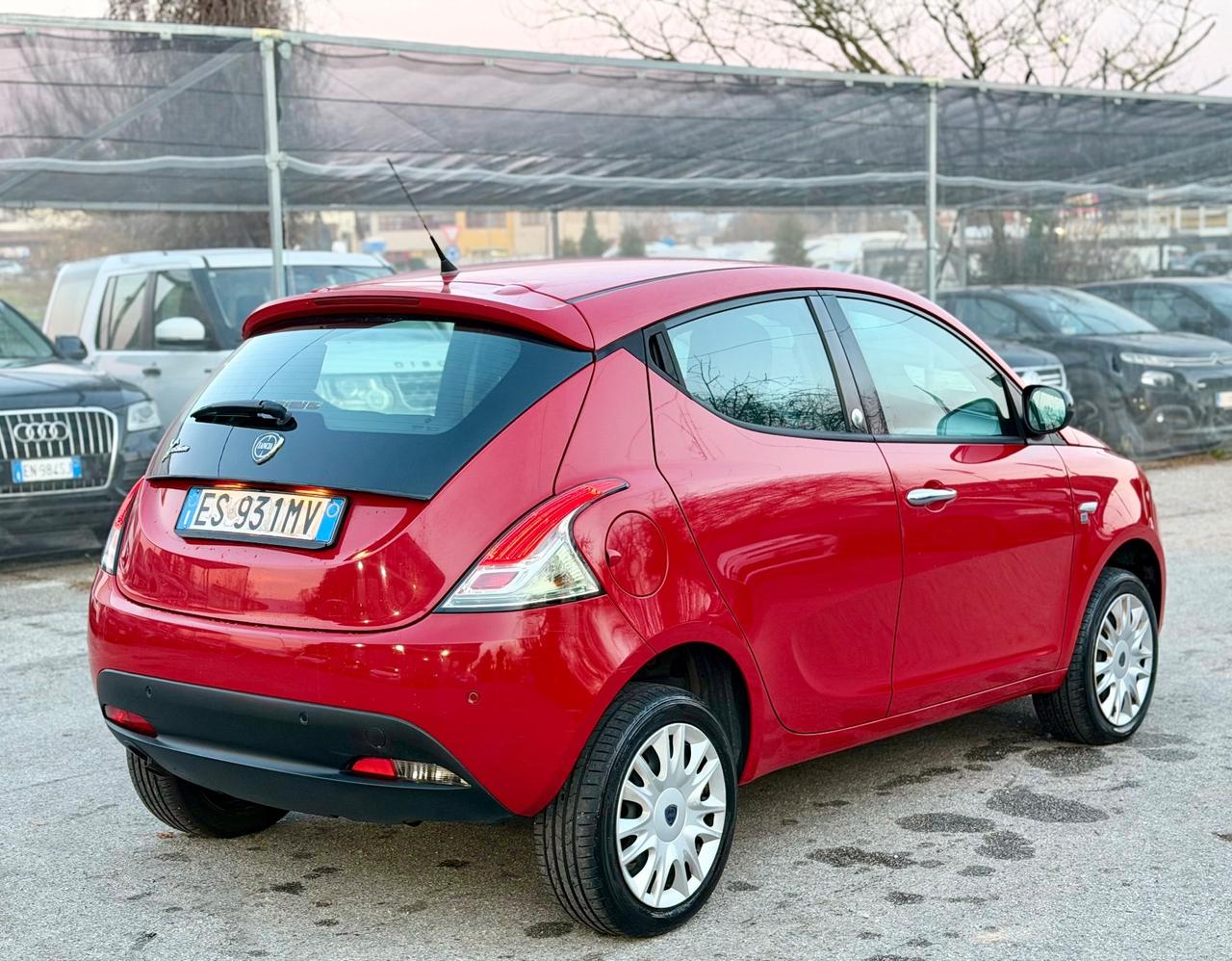 Lancia Ypsilon 2013 0.9 TwinAir benzina/METANO OK NEOPATENTATI ! ! !