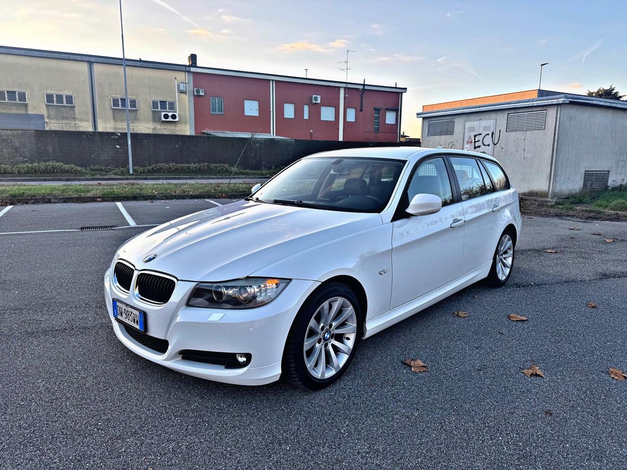 Bmw 318d cat Touring Attiva 143cv FL Unico Proprietario