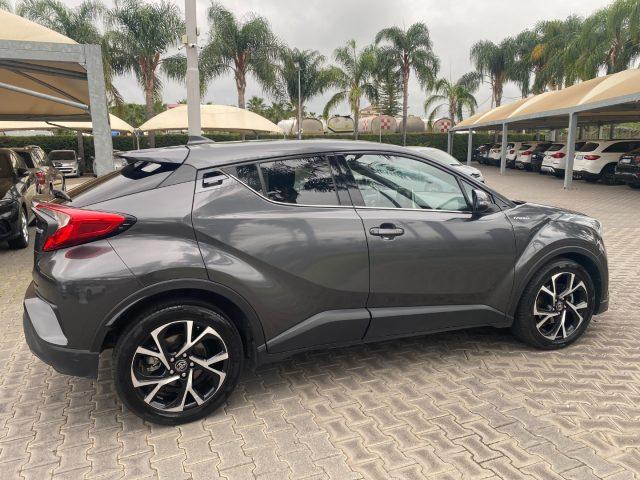 TOYOTA C-HR 1.8 Hybrid E-CVT