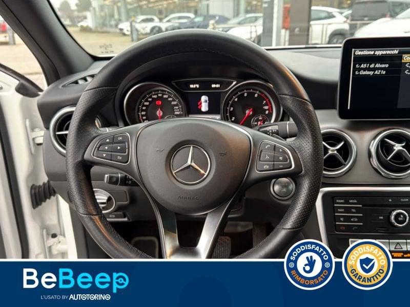 Mercedes-Benz GLA 200 SPORT AUTO