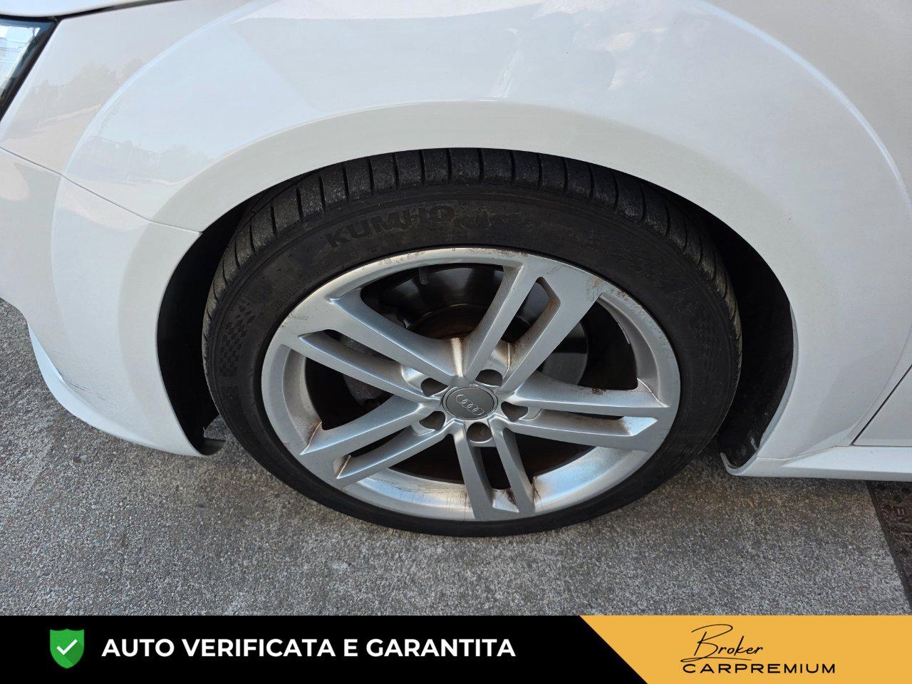 Audi TT Coupe 2.0 tfsi S line