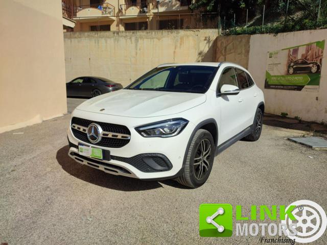 MERCEDES-BENZ GLA 200 d Automatic Sport