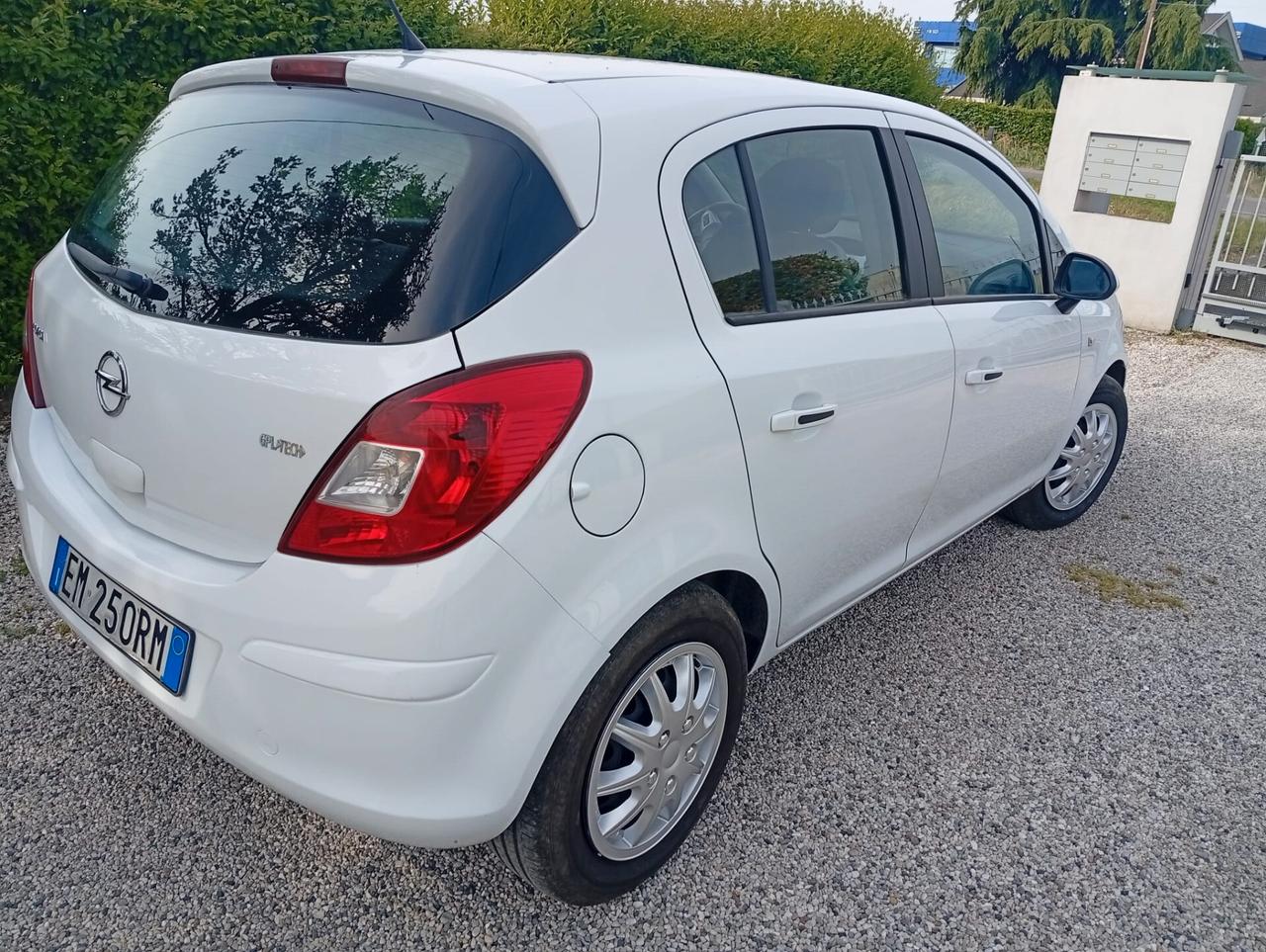 Opel Corsa 1.2 85CV 5 porte GPL-TECH Elective