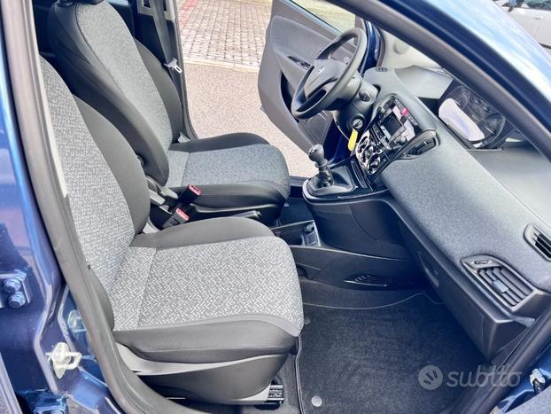 LANCIA Ypsilon 1.0 FireFly 5 porte S&S Hybrid Si