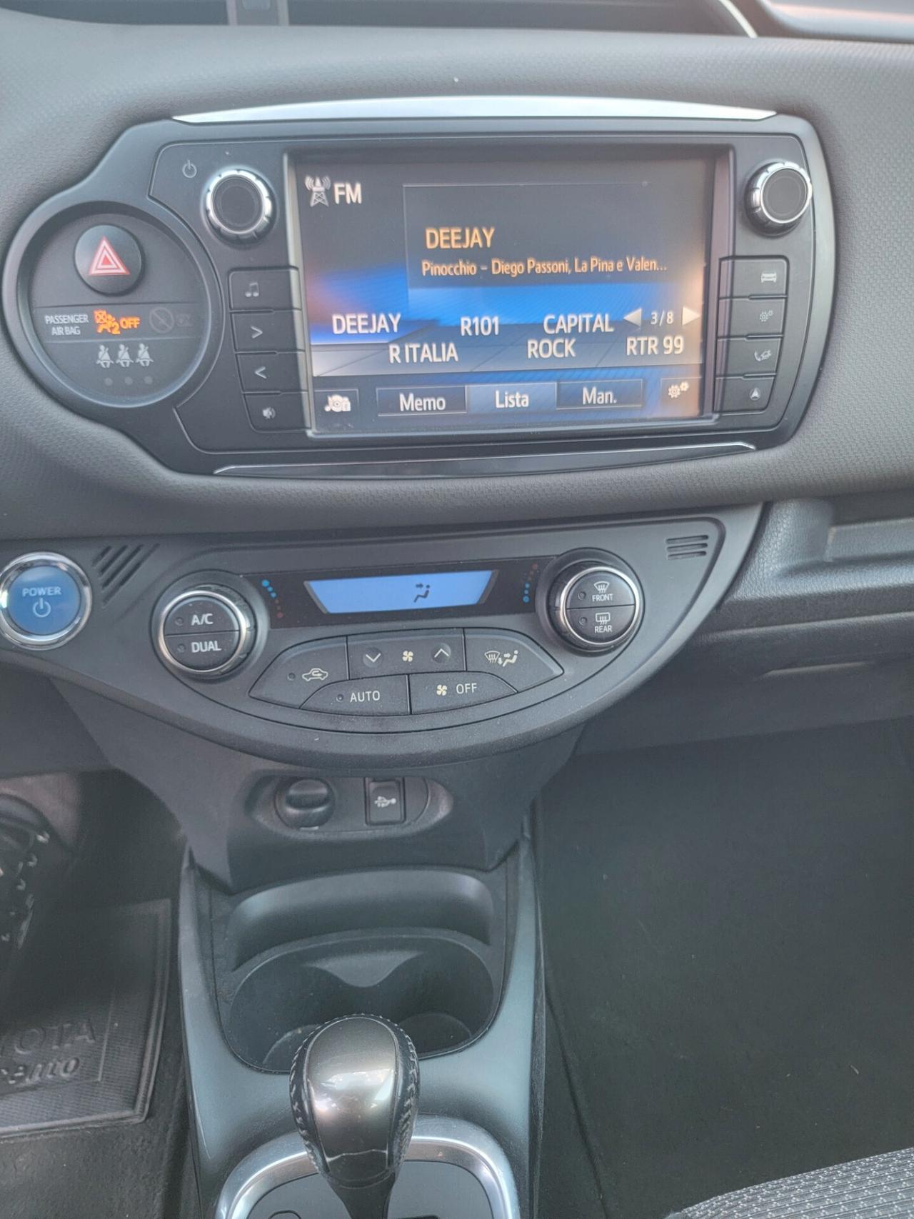 Toyota Yaris 1.5 Hybrid 5 porte GARANZIA NAVY