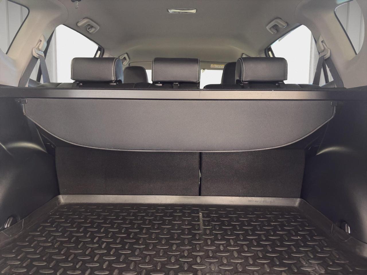 Toyota Rav4 2.0 d-4d Style White Edition 4wd
