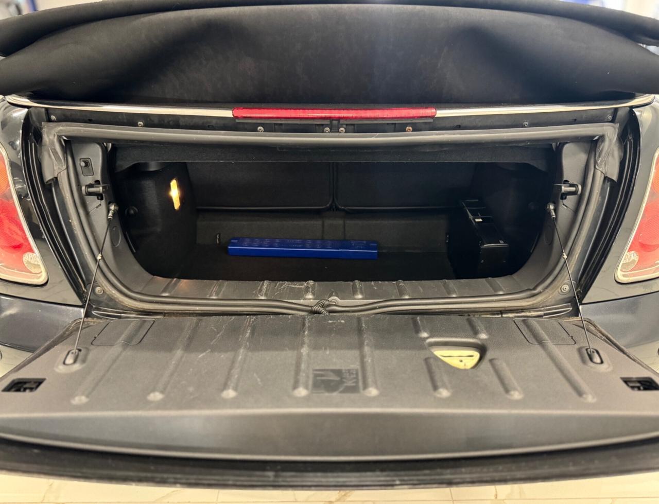 Mini Cabrio Neopatentati REGENERED CAR