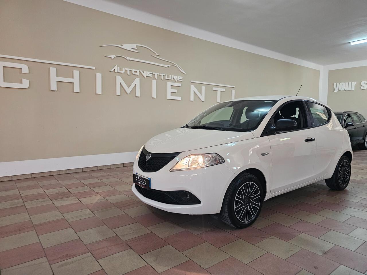 Lancia Ypsilon 1.2 69 CV 5 porte Gold