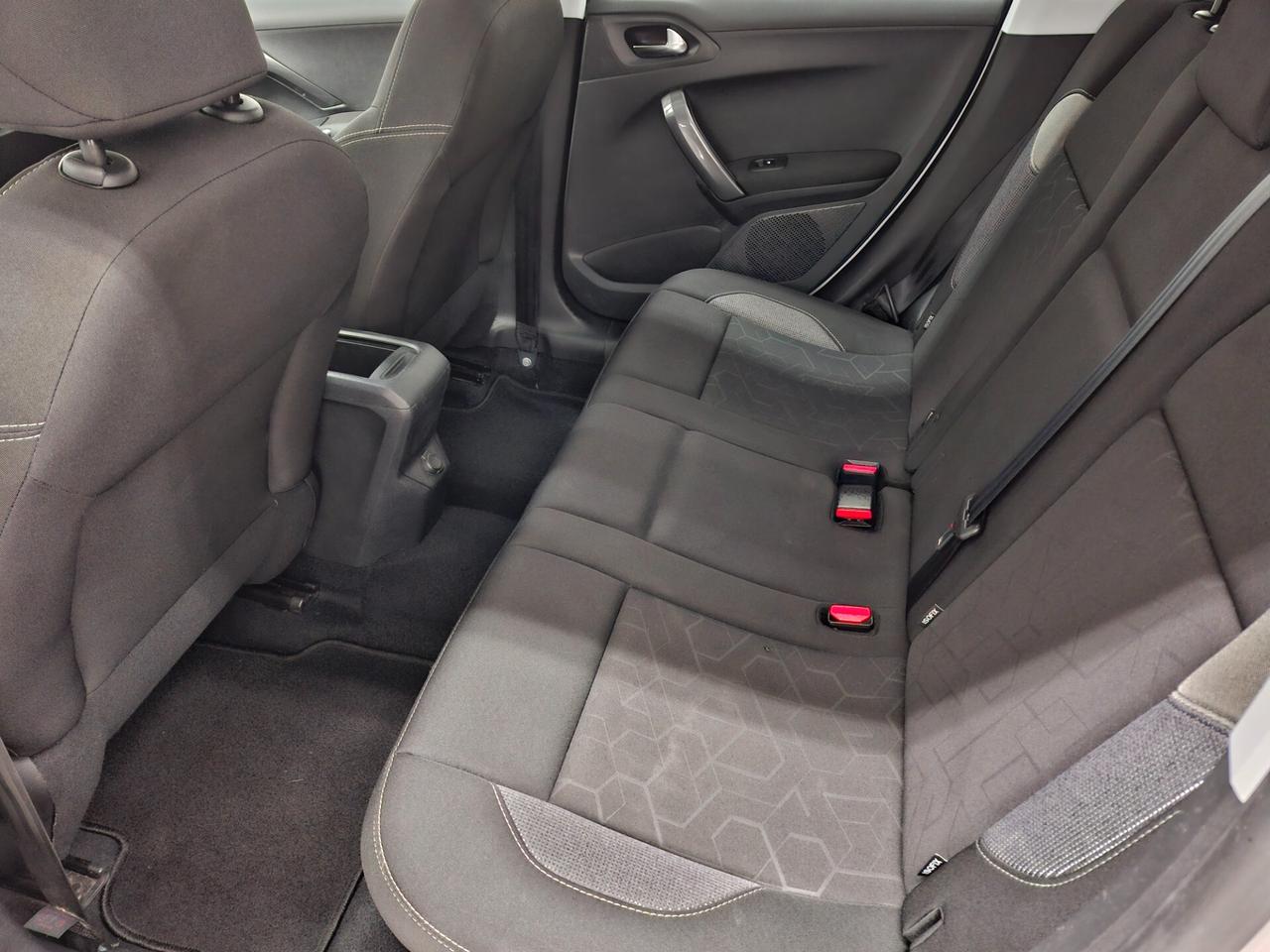 Peugeot 2008 Allure 1.6 BlueHDi 75cv