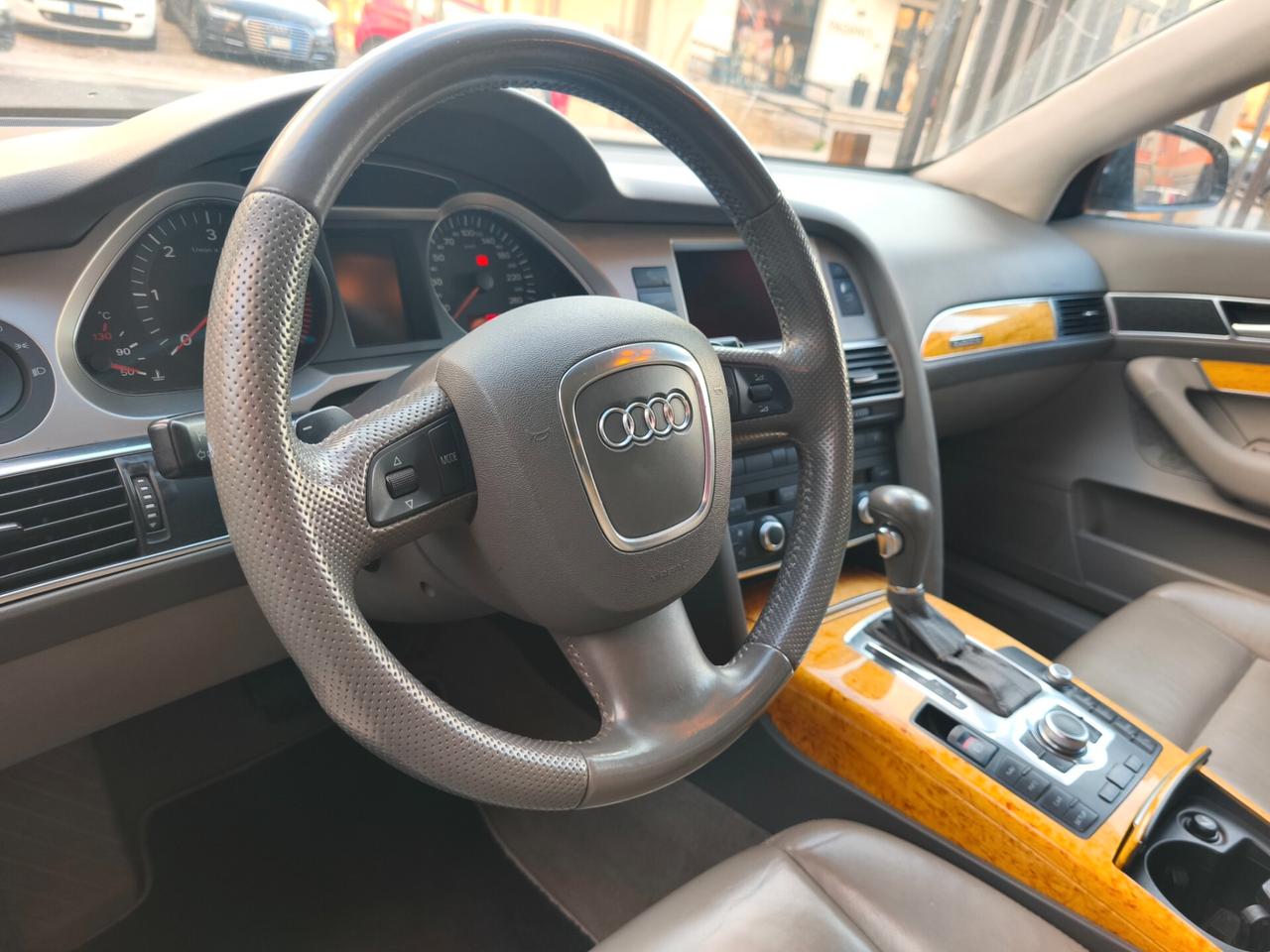 Audi A6 Avant 3.0 V6 TDI quattro Tiptronic