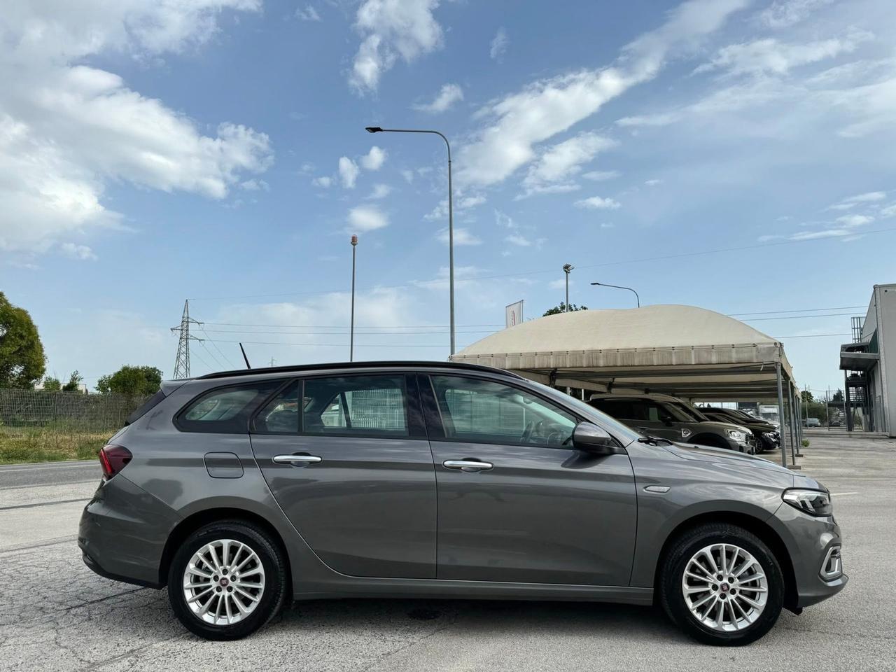 FIAT TIPO 1.6 Mjt 130Cv S.W. - Led Navi