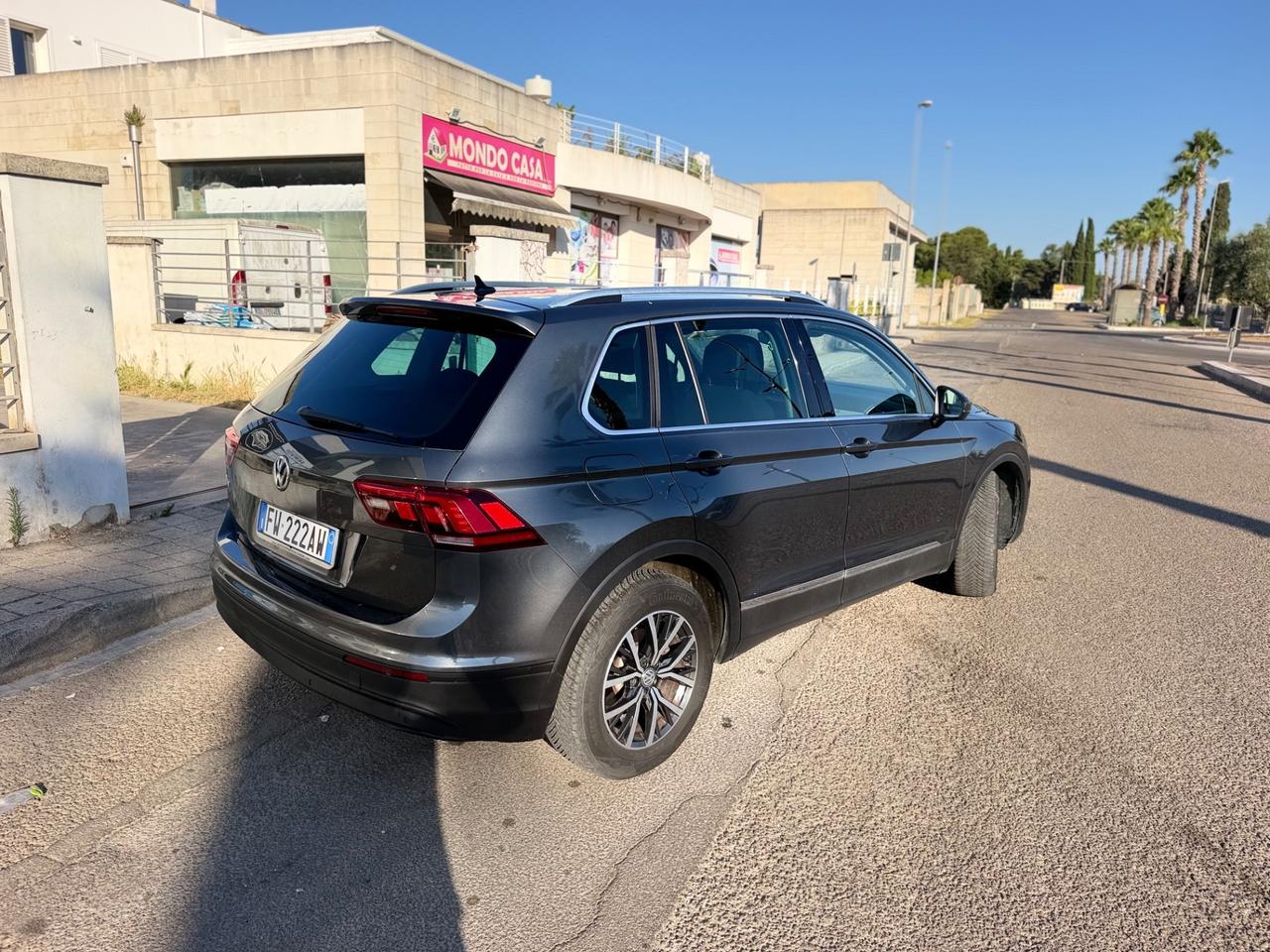 Volkswagen Tiguan 2.0 TDI SCR DSG Business BlueMotion Technology