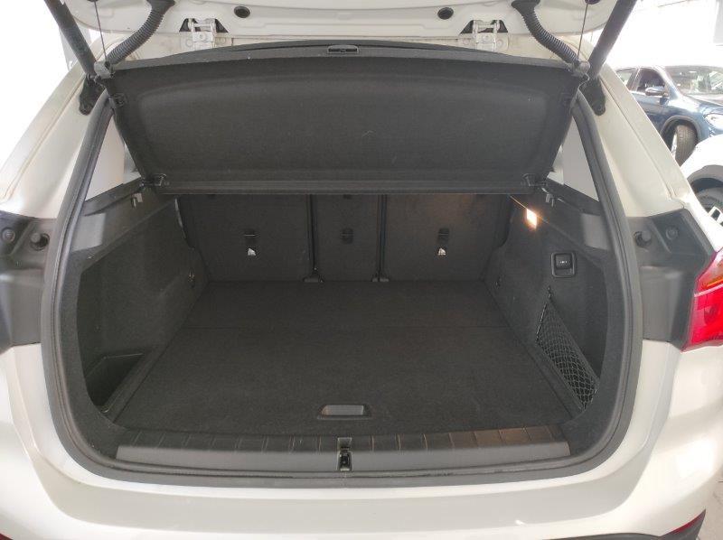 BMW X1 (F48) - X1 sDrive18d Business