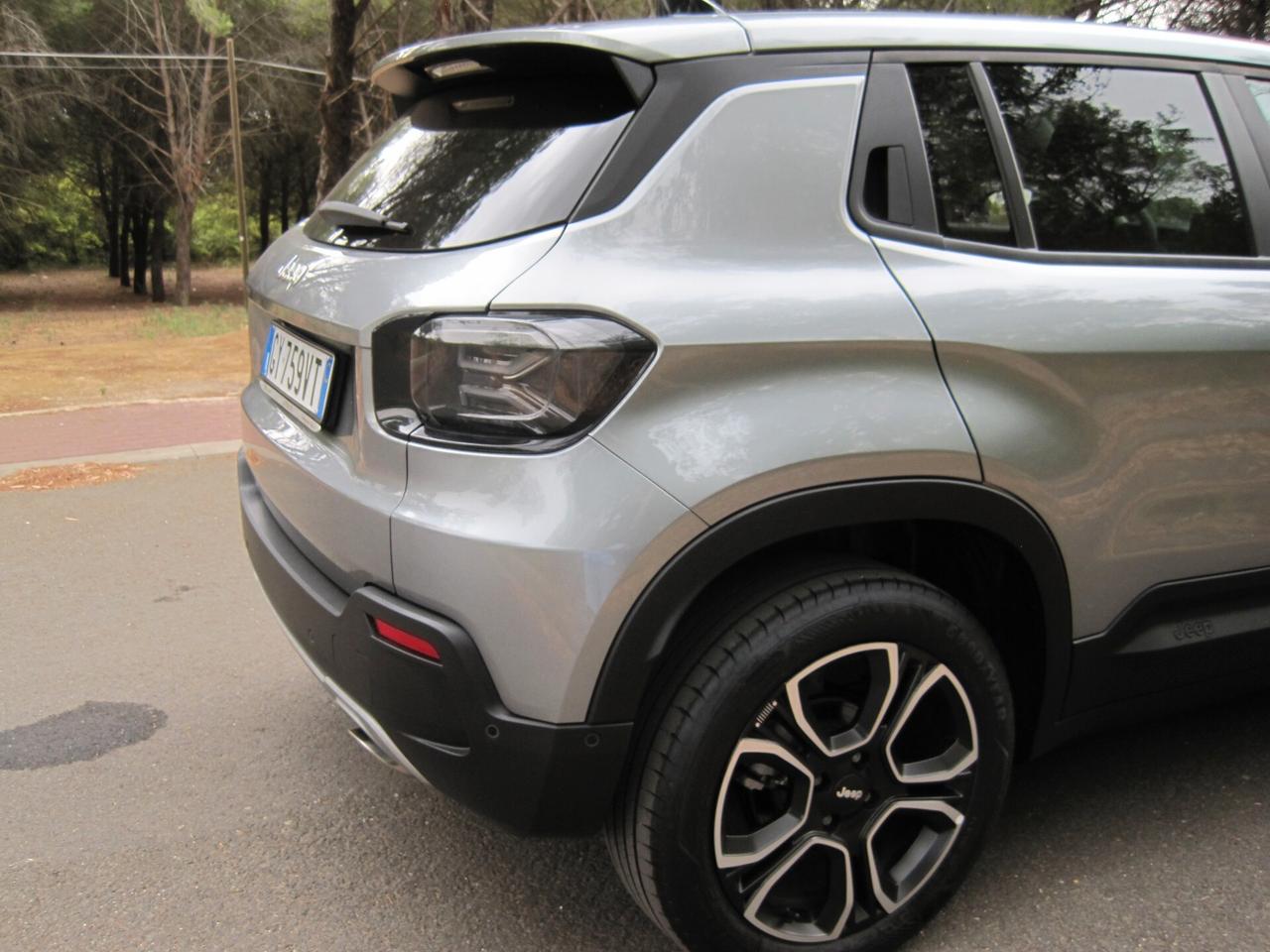 Jeep Avenger 1.2 Turbo 100 CV Summit