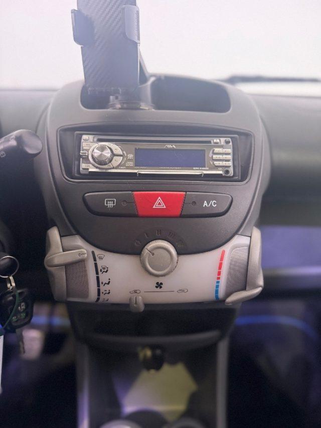 TOYOTA Aygo 1.0 12V VVT-i 5 porte Sol