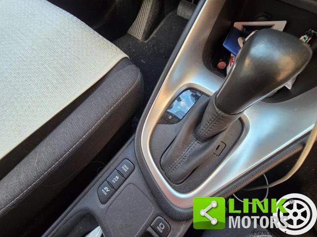 TOYOTA Yaris 1.5 Hybrid CVT Trend