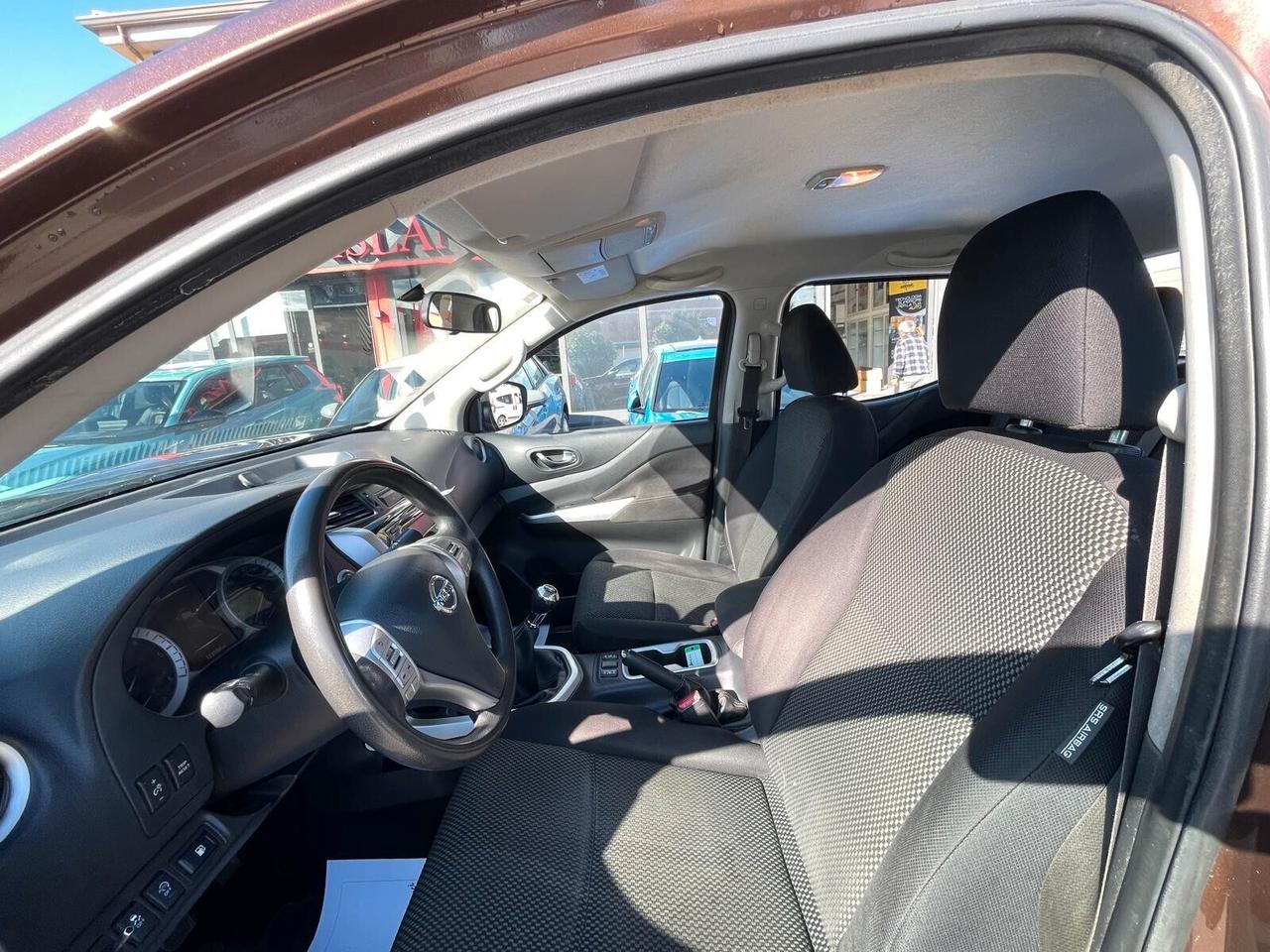 Nissan Navara 2.3 dCi 4WD Double Cab