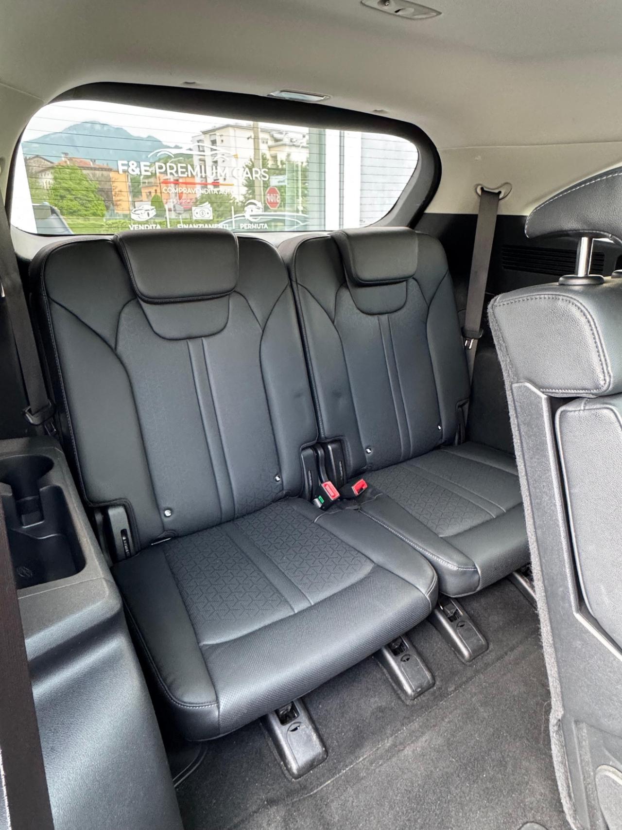 Kia Sorento 1.6 T-GDi HEV AT6 4WD Evolution