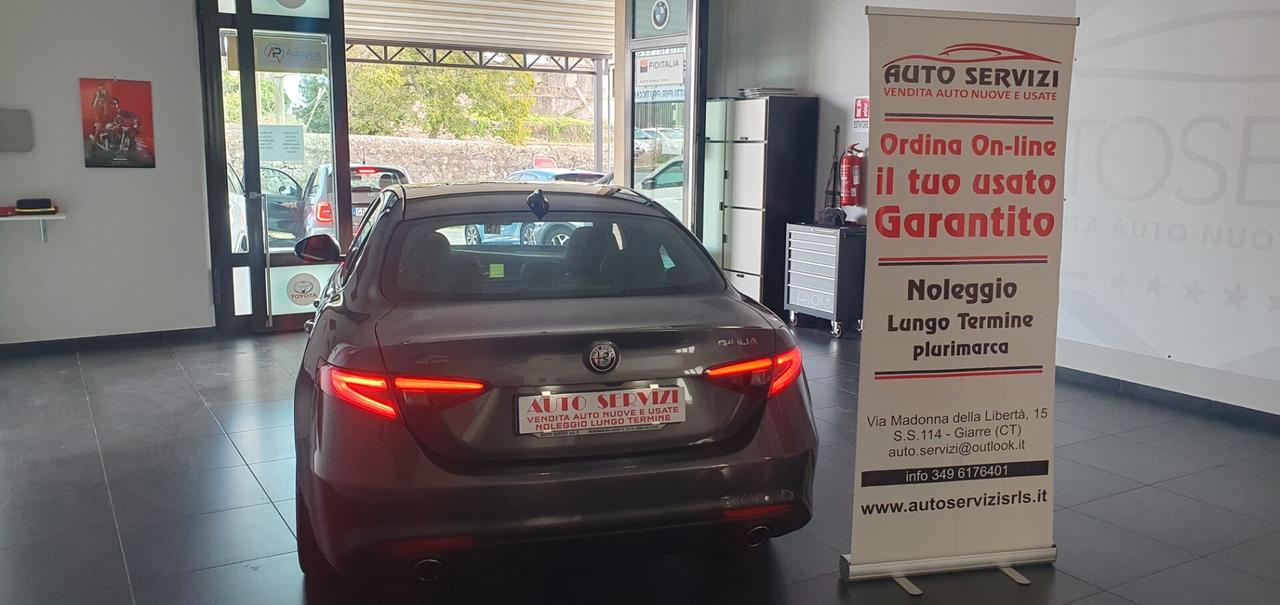 Alfa Romeo Giulia 2.2 Turbodiesel 190 CV AT8 Lusso