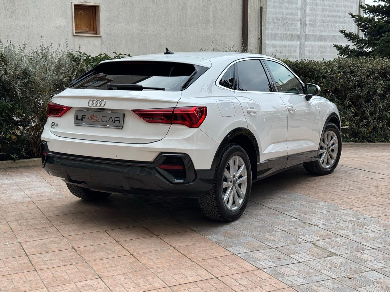 Audi Q3 SPB 35 2.0 TDI S tronic Business Plus 150 cv