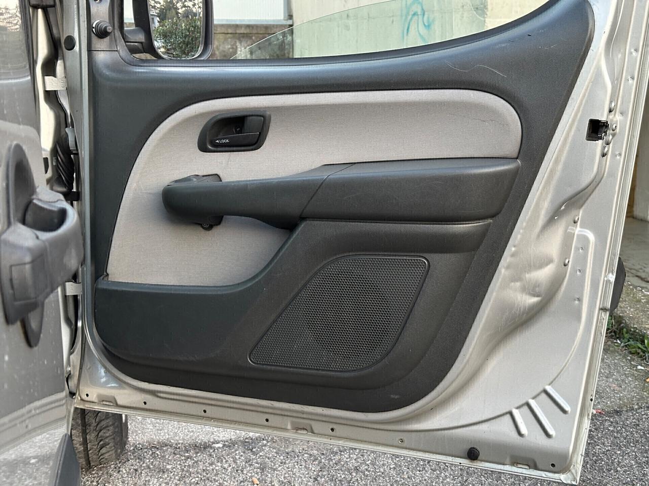Fiat Doblò 1.3 Multijet 7 POSTI GANCIO TRAINO NEOPATENTATI