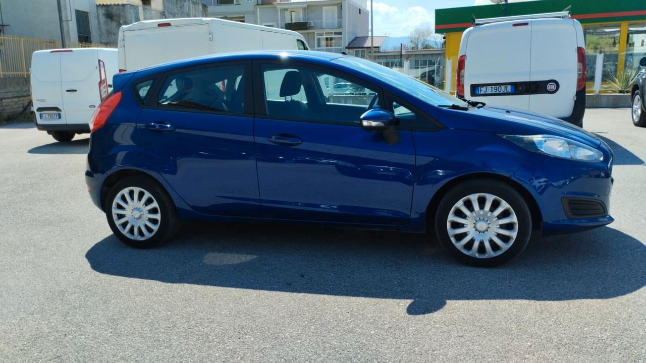 Ford Fiesta Plus 1.5 TDCi 75CV 5 porte