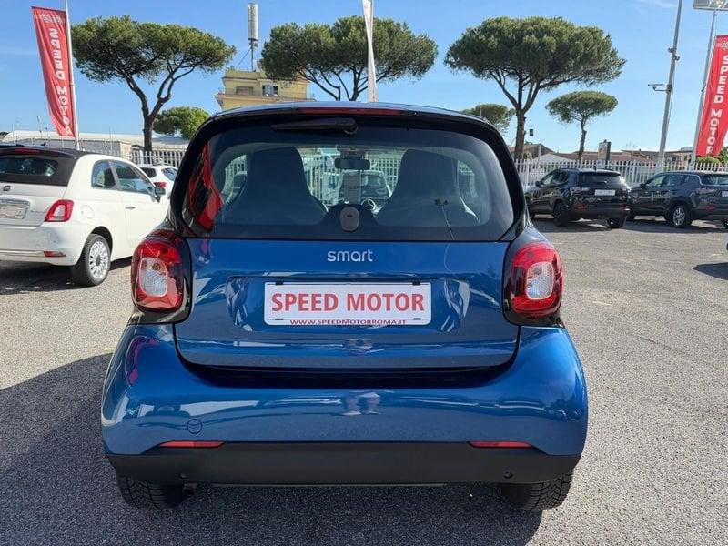 smart fortwo 70 1.0 youngster twinamic!