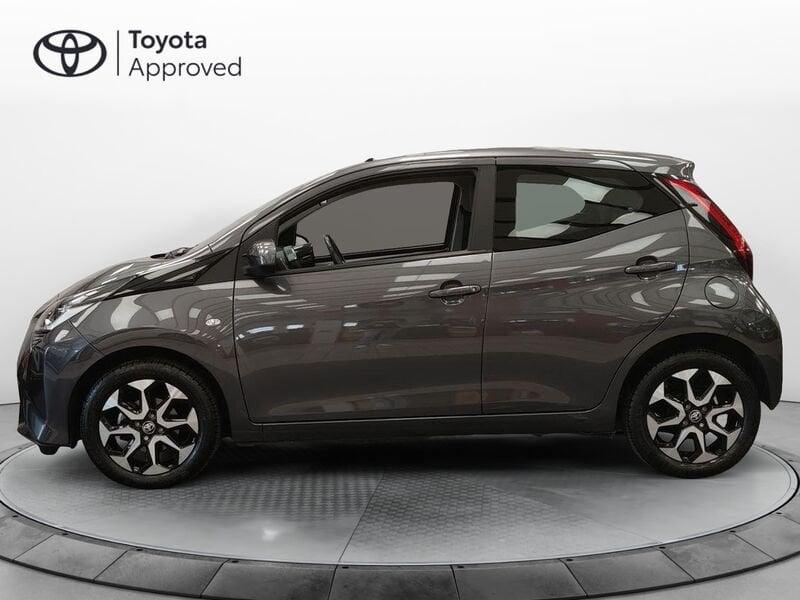 Toyota Aygo Connect 1.0 VVT-i 72 CV 5 porte x-fun