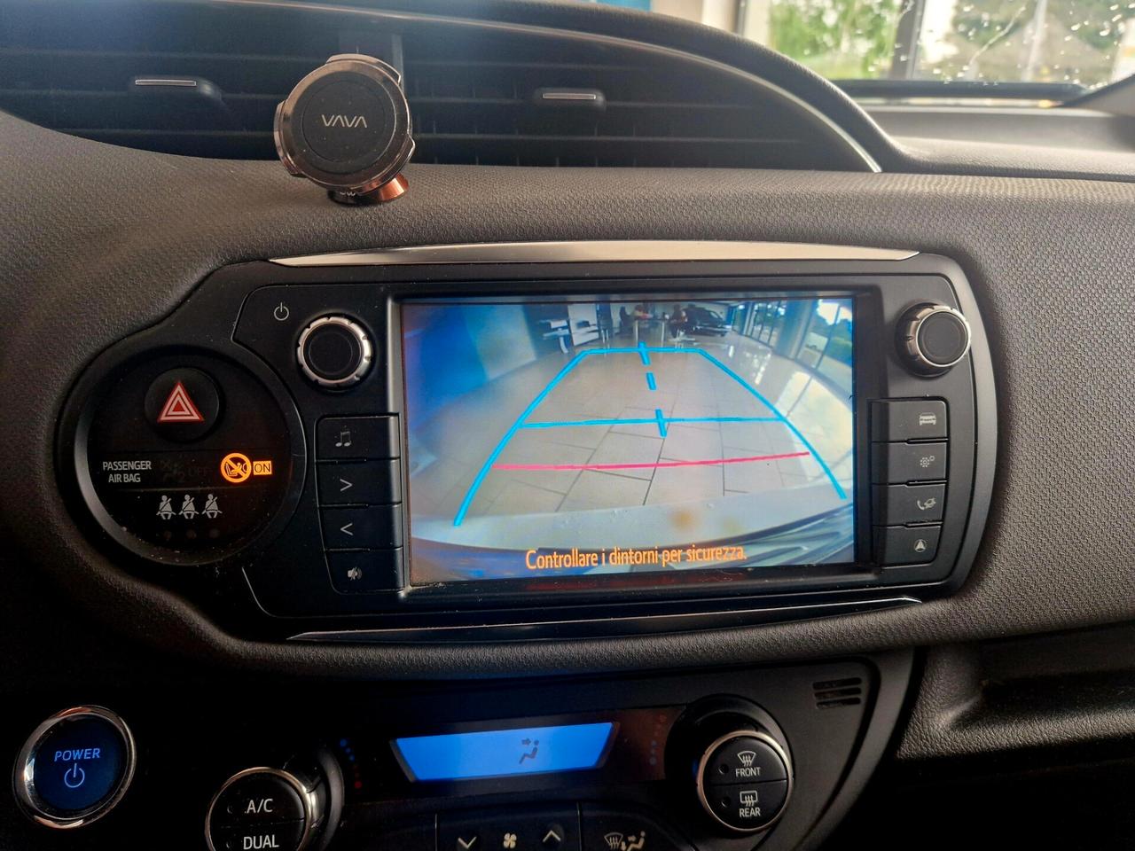 Toyota Auris Toyota yaris hybrid 2016 100000km
