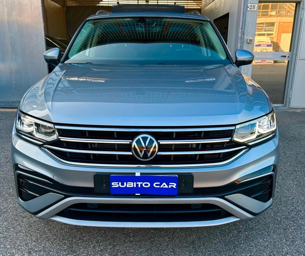 Volkswagen Tiguan Allspace Tiguan Allspace 2.0 TDI 200 CV SCR DSG 4MOTION 7 posti TETTO APRIBILE