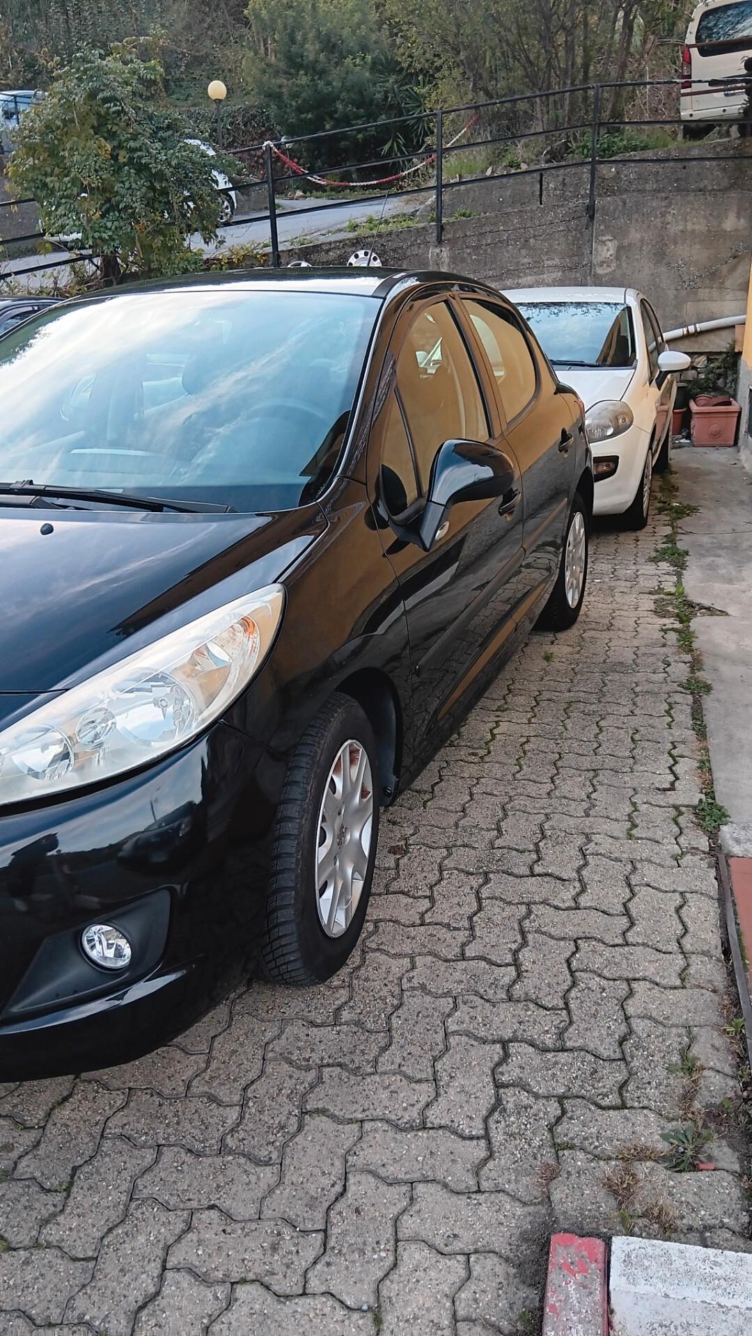 Peugeot 207 1.4 VTi 95CV 5p. XS