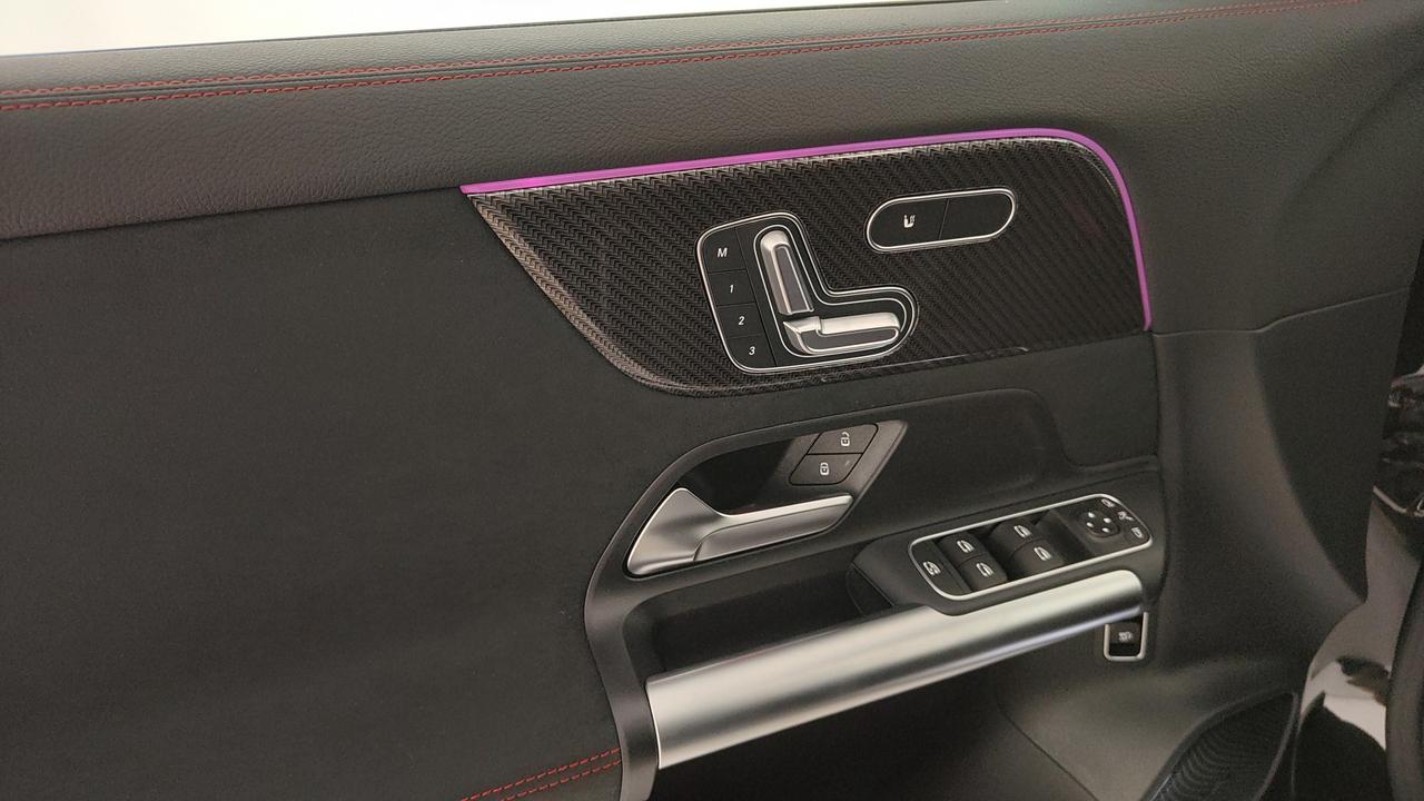 Mercedes-Benz Mercedes-AMG GLA 35 4MATIC