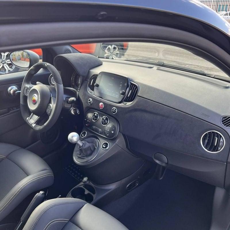Abarth 695 1.4 Turbo T-Jet 180 CV 75° Anniversario