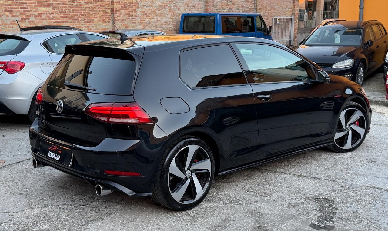 Volkswagen Golf GTI Performance 2.0 245 CV TSI DSG 3p. BMT