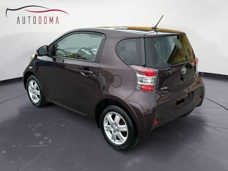 Toyota iQ VVT-I ZERO