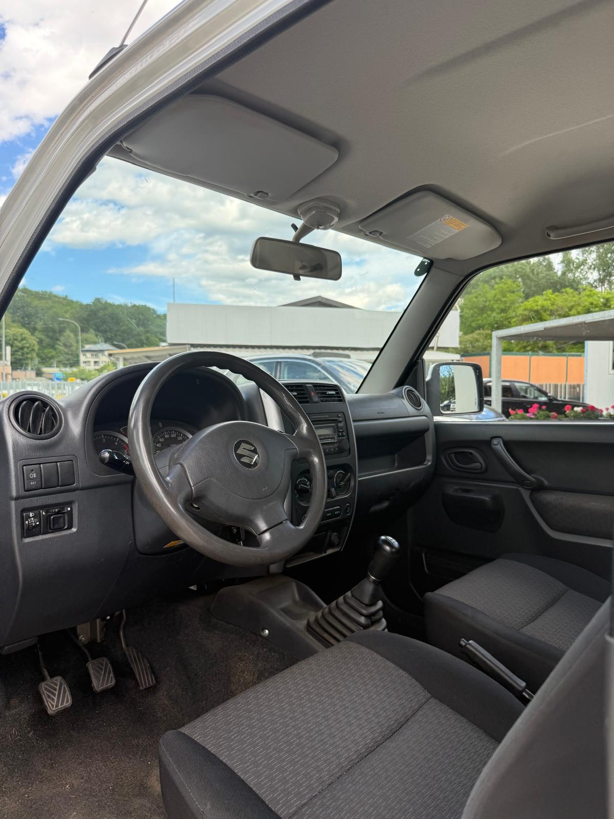Suzuki Jimny 1.5 DDiS cat 4WD JLX