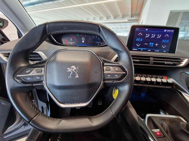 PEUGEOT 3008 BlueHDi 120 S&S Business