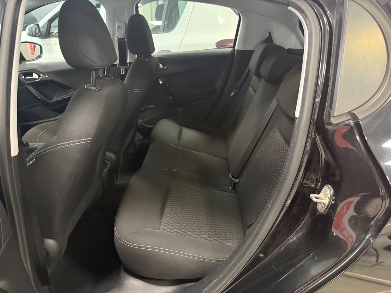 Peugeot 208 PureTech 82 5p. GPL Allure Ok Neopatentati