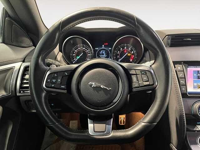 Jaguar F-TYPE 3.0 V6 aut. Coupé S 380cv
