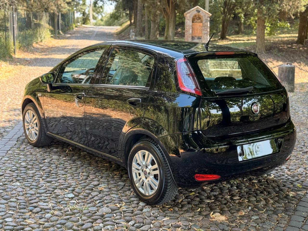 FIAT Punto 1.3 MJT 95CV Lounge – 2013